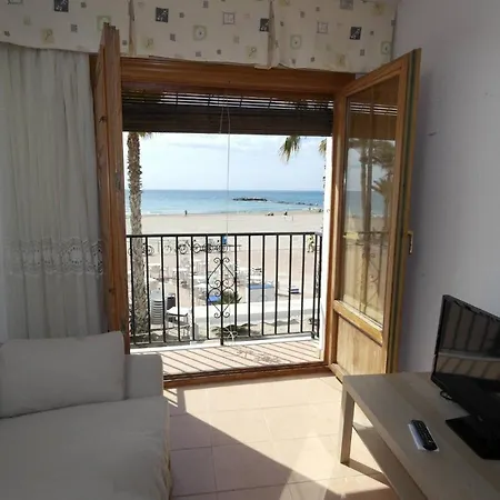 Ar1b, Acogedor Estudio A Pie De Playa * Villajoyosa